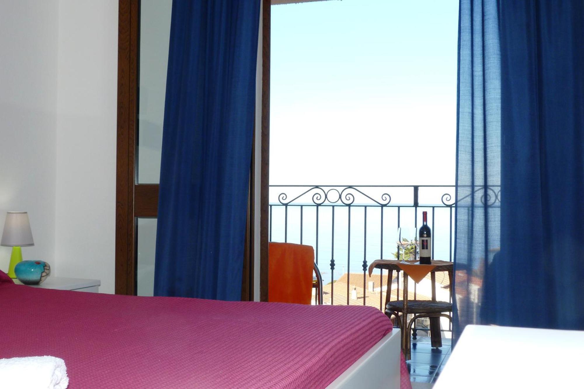 Hotel Bellavista S'Archittu Habitación foto